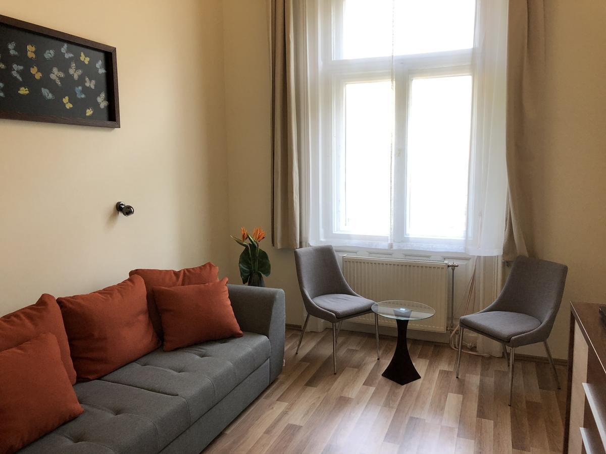 Frank & Fang Apartments — Photos 1